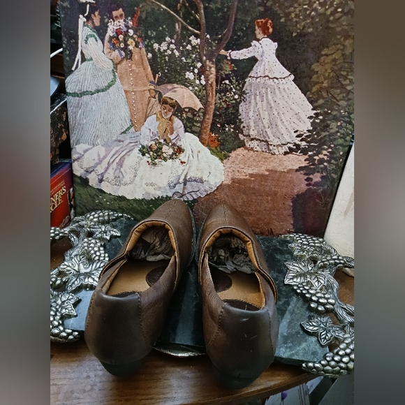 👢Born Handcrafted Shoes size 9 Women Leather Slip On Shoes. NICE GIFT 🎁 - Picture 7 of 13